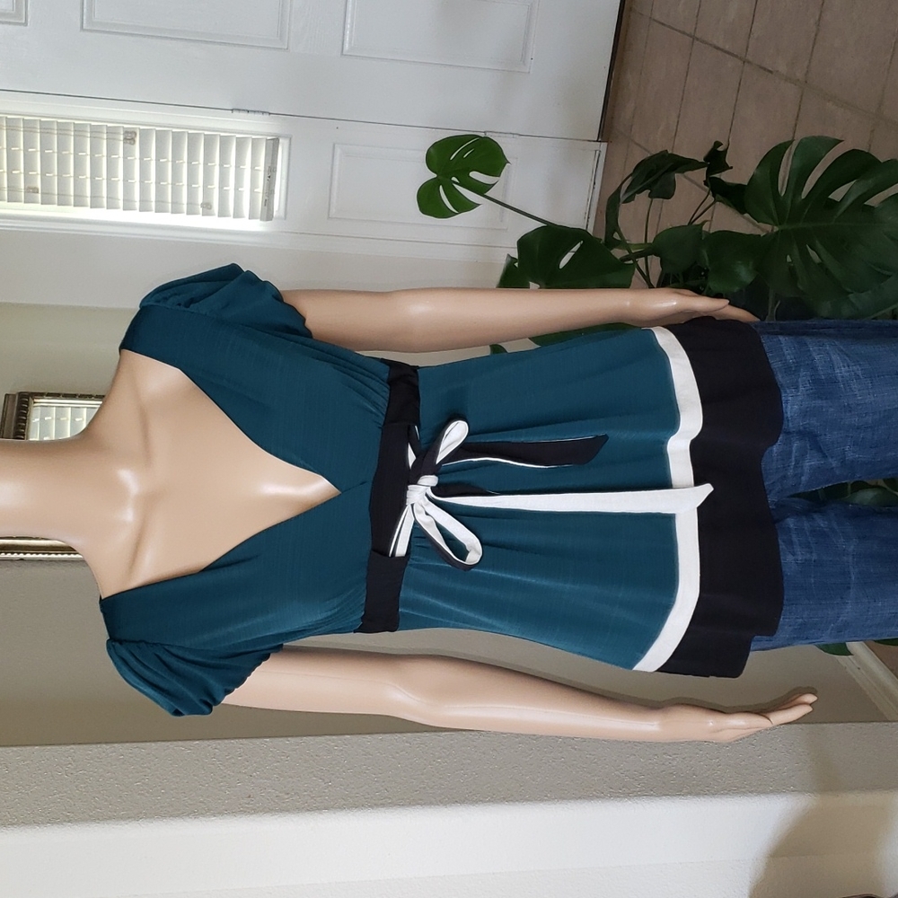 Xoxo m sweetheart surplice neckline baby doll style top puff sleeve
